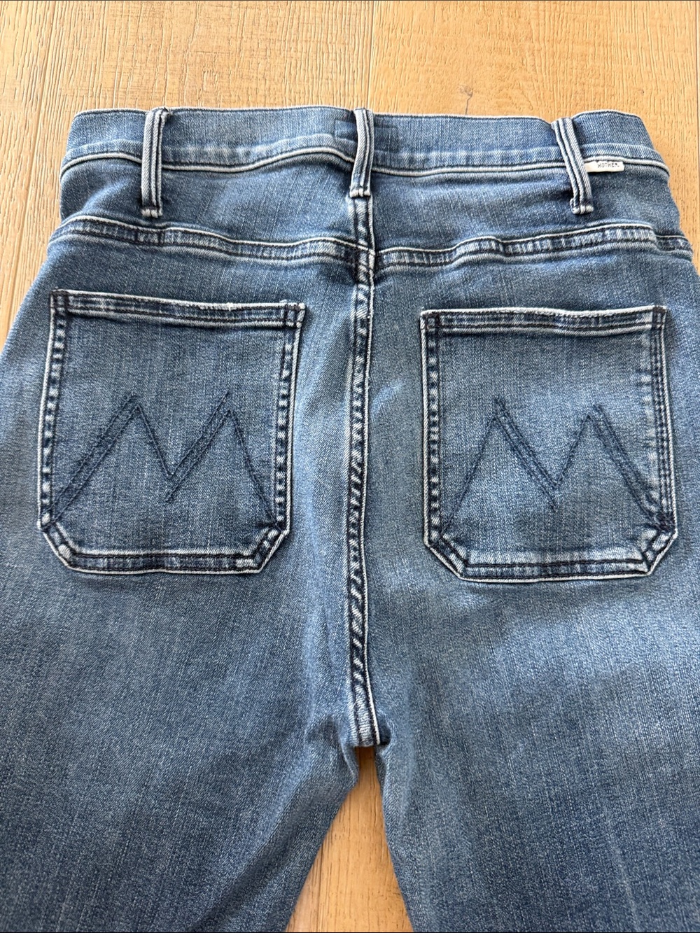 MOTHER HUSTLER PATCH POCKET ANKLE FRAY - OUT FOR THE EVENING - Picture 8 of 10